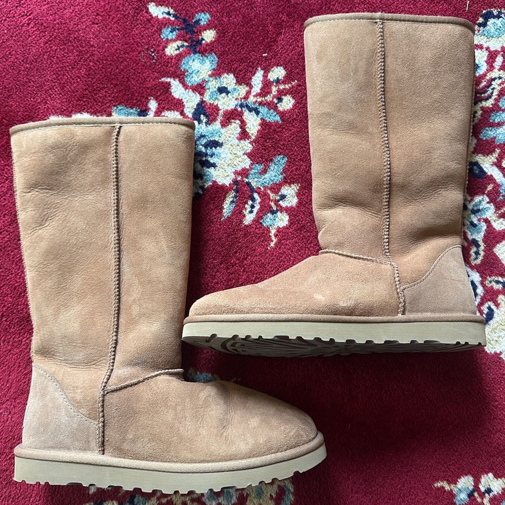 UGG Classic Tall Women’s Boots, Size 9